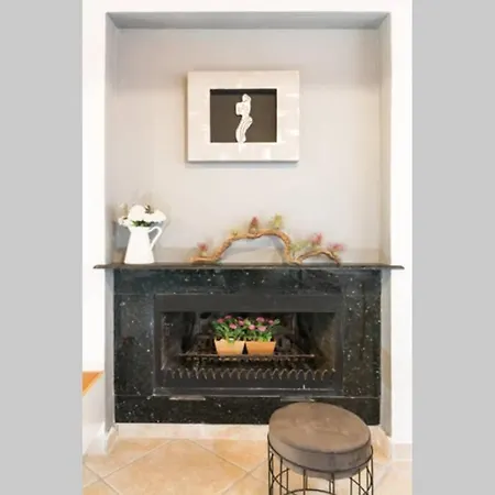 Casa Di Flora In Holiday home